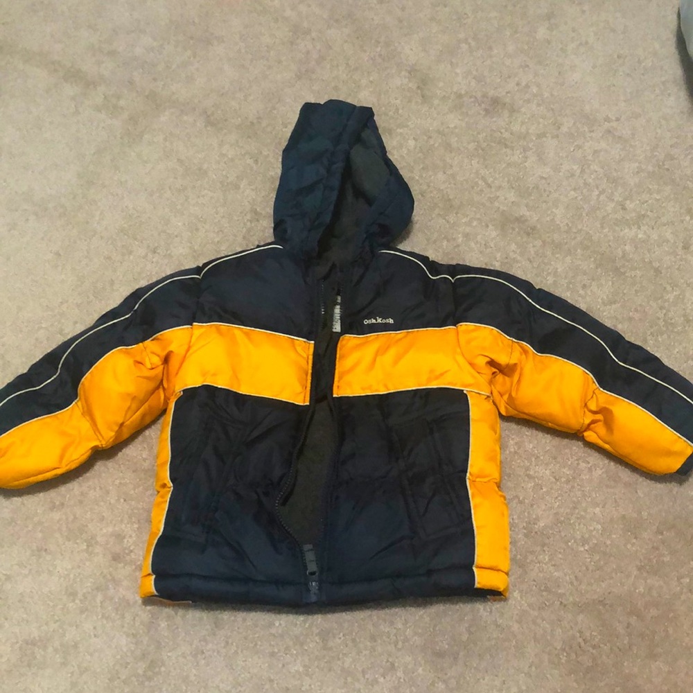 Oshkosh boys blue and yellow puffer jacket 5-6T